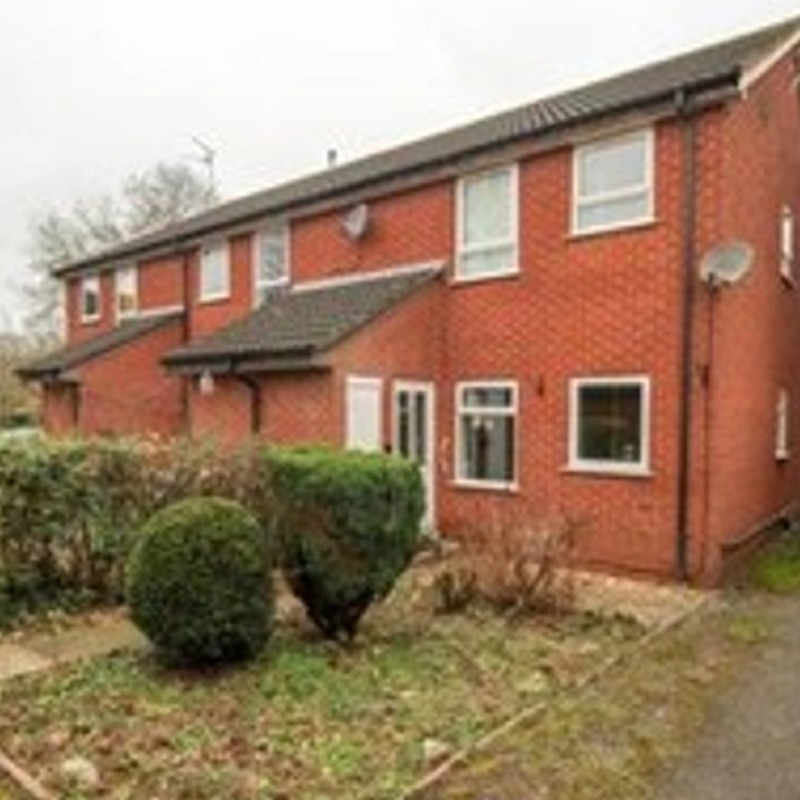 28 Cloisters, Gnosall